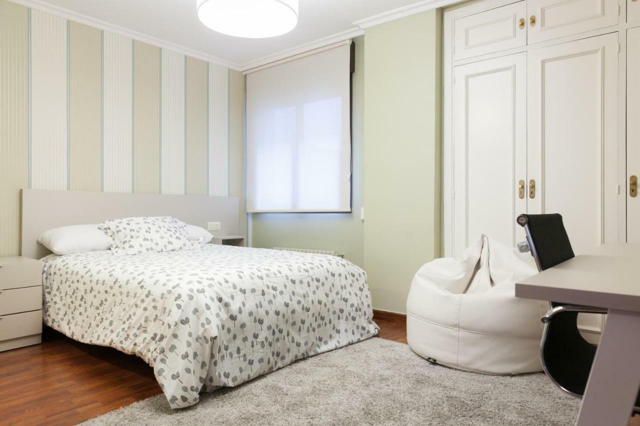 Zafiro Suites Saint-Jacques-de-Compostelle Extérieur photo